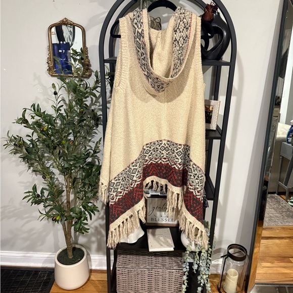 Hem & Thread Cream Cardigan with Black and Red Accents boho size s/m - Picture 6 of 7